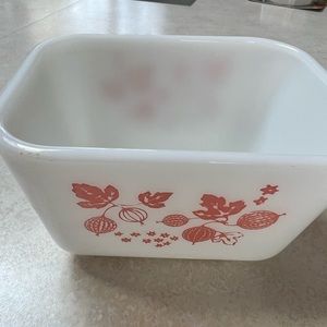 Gooseberry butter dish without lid